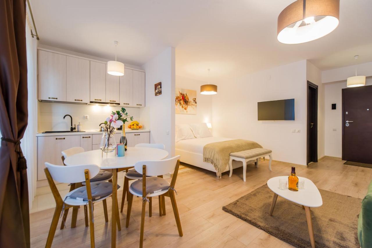 White Cloud Studio Brasov Apartment Exterior foto